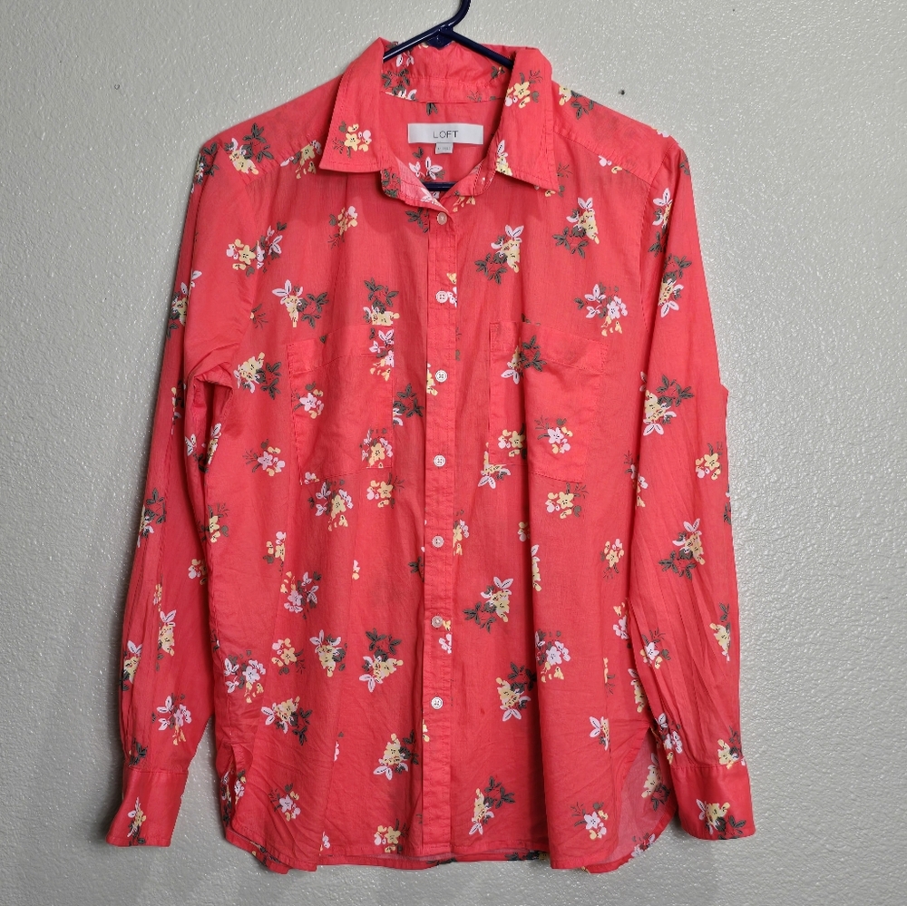 LOFT Red Floral Everyday Top Medium Cottagecore Button Front
